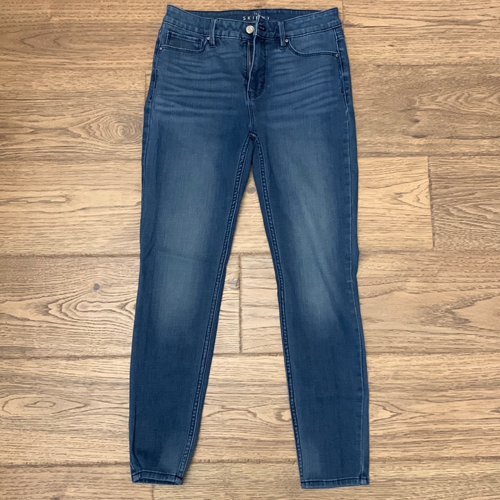 White House Black Market skinny ankle jeans - size 2
